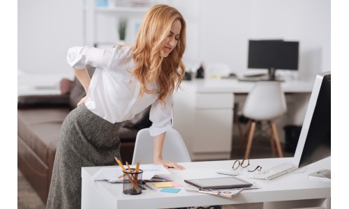 Jak zapobiegać bólom kręgosłupa u opiekunów osób leżących?