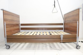 Regenerowane łóżko rehabilitacyjne Bock AdiFlex do 220 kg, leże aż 120 cm + Wysięgnik