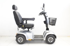 Regenerowany elektryczny skuter inwalidzki Invacare Orion S - Nowe Akumulatory