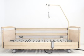 Regenerowane łóżko rehabilitacyjne EL 5F Stiegelmeyer Elvido niskie 225 kg z wysięgnikiem