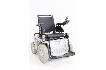 Elektryczny wózek inwalidzki Invacare G50, 42 cm, 6km/h | Regenerowany