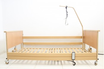 Łóżko rehabilitacyjne Burmeier Dali II (niskie) + Wysięgnik | Regenerowane