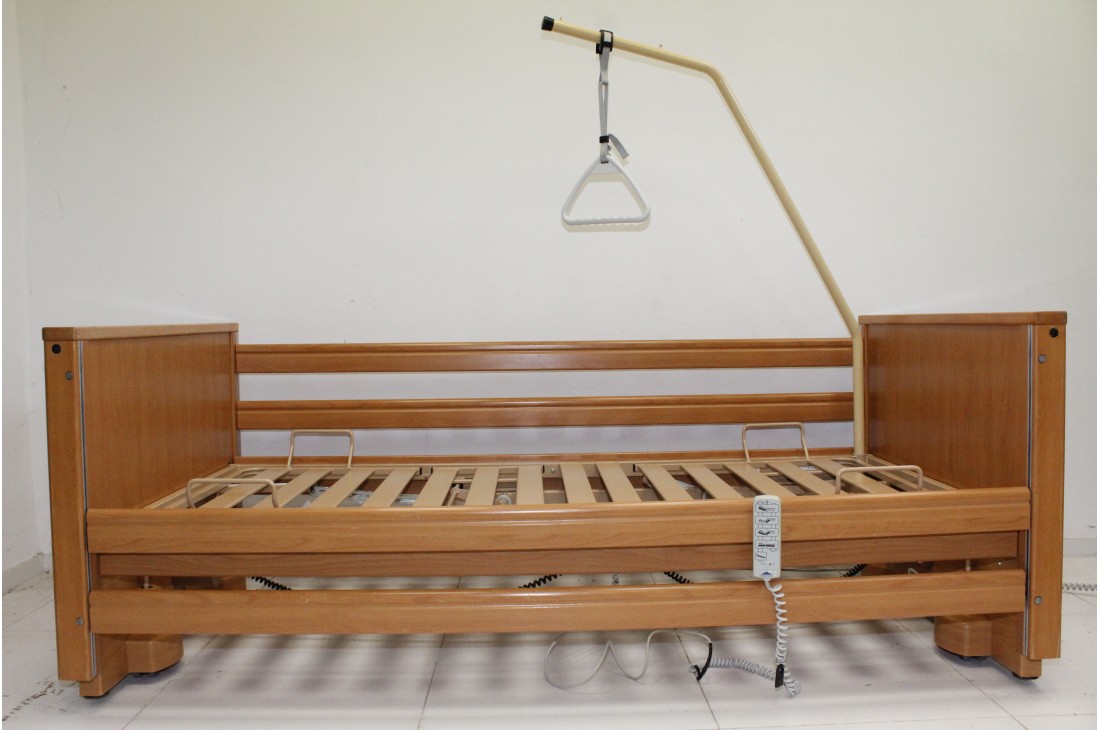 Łóżko rehabilitacyjne EL 6-Funkcyjne Stiegelmeyer Belindo C + Wysięgnik | Regenerowane